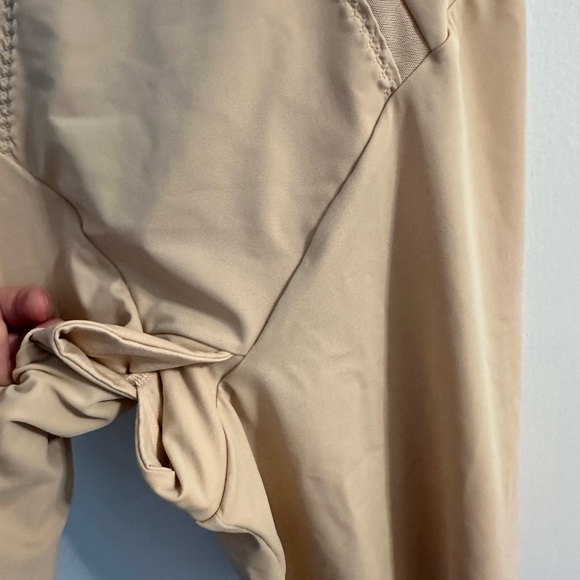 Maidenform High Waist Thigh Slimmer Med Shapewear Color-Latte- Lift Womens NWT - Picture 10 of 10